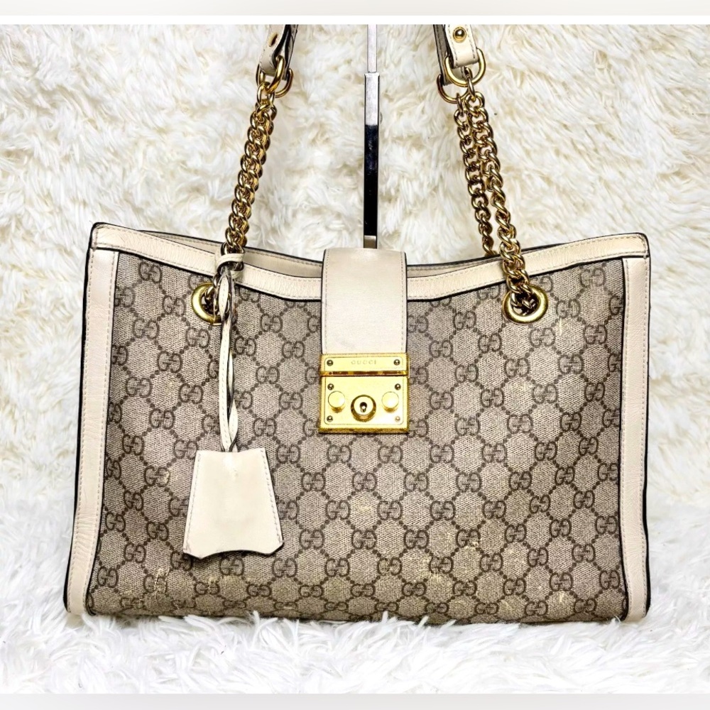 Gucci GG Padlock Supreme Beige and Gold Women's chain bag